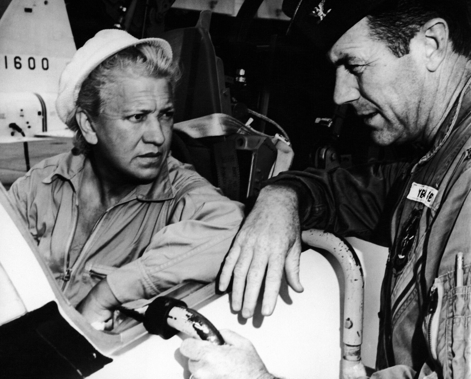 USA Jacqueline Cochran with Chuck Yeager